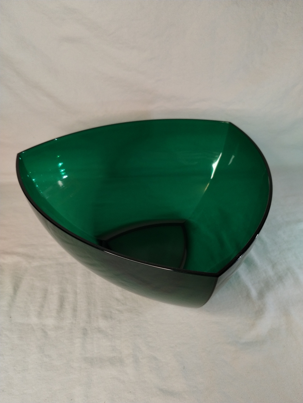 Tupperware Sheerly Elegant Serving Bowl NEW RETIRED STOCK